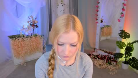 Snapshot of laly_peach chatting on February 2025 05:09:01 PM Laly online show from February 2025 05:09:01 PM