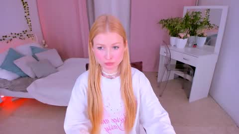 Snapshot of laly_peach chatting on March 2025 02:40:02 PM Laly online show from March 2025 02:40:02 PM