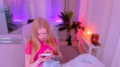 Snapshot of laly_peach chatting on March 2025 07:37:02 PM Laly online show from March 2025 07:37:02 PM