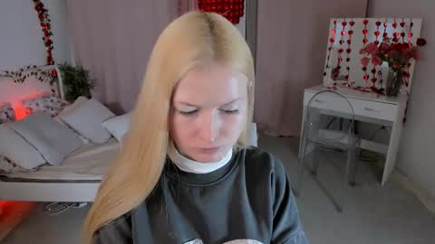 Snapshot of laly_peach chatting on February 2026 11:29:01 AM Laly online show from February 2026 11:29:01 AM