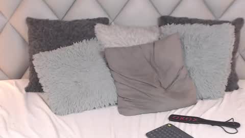 Snapshot of lalycastro chatting on December 2024 01:57:02 AM Laly Castro online show from December 2024 01:57:02 AM