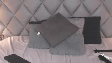 Snapshot of lalycastro chatting on December 2024 11:29:01 PM Laly Castro online show from December 2024 11:29:01 PM