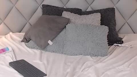 Snapshot of lalycastro chatting on February 2025 01:25:02 AM Laly Castro online show from February 2025 01:25:02 AM