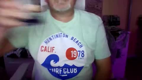 Snapshot of lamabama chatting on September 2025 05:51:02 PM lamabama online show from September 2025 05:51:02 PM