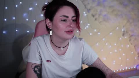 just call me Lana  and her security online show from December 2024 05:40:02 PM