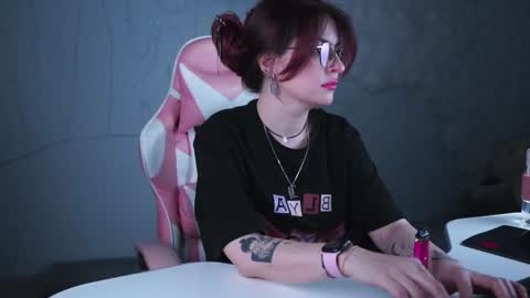 just call me Lana  and her security online show from March 2025 11:28:01 AM