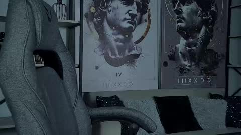 just call me Lana  and her security online show from October 2025 11:42:01 AM