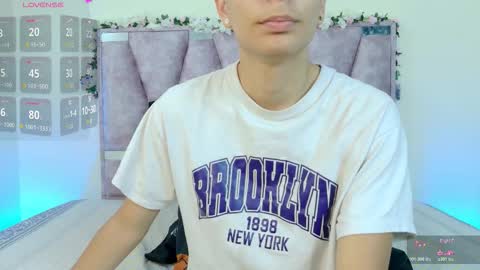 Lana online show from October 2025 10:17:02 AM