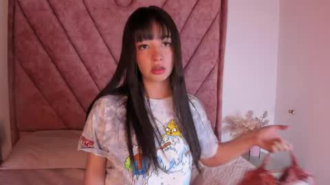 Lana online show from April 2026 04:23:02 AM