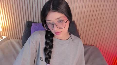 Snapshot of lana_dol chatting on November 2025 02:39:02 PM ... . . ... online show from November 2025 02:39:02 PM