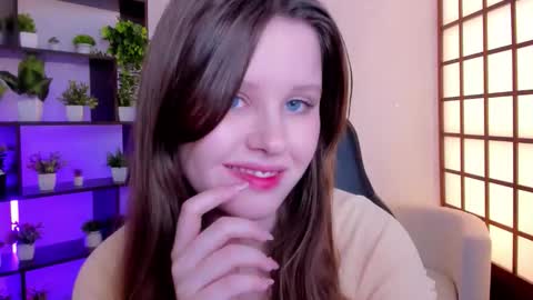 Snapshot of lana_moon__ chatting on November 2025 09:44:02 AM Lana online show from November 2025 09:44:02 AM