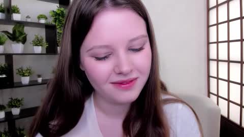 Lana online show from November 2025 02:25:01 AM