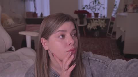 Alana online show from January 2025 11:34:01 AM