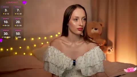 Snapshot of lanaa_me chatting on July 2026 01:06:02 PM Milana online show from July 2026 01:06:02 PM