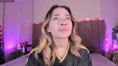 Snapshot of lanaamills chatting on July 2026 06:30:01 AM Lana online show from July 2026 06:30:01 AM