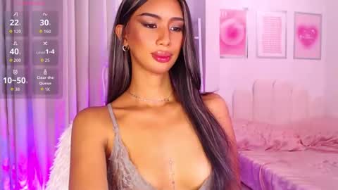 Snapshot of lanadel_hilton chatting on September 2025 11:52:02 PM Lana online show from September 2025 11:52:02 PM