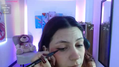 Alana Garcia  online show from December 2025 11:41:01 AM