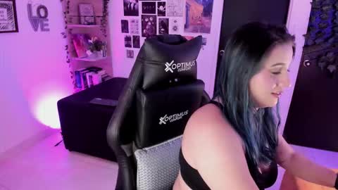 Snapshot of lanaherondale_ chatting on November 2025 09:09:01 AM lanaherondale_ online show from November 2025 09:09:01 AM