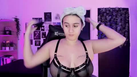 Snapshot of lanaherondale_ chatting on December 2025 09:03:01 AM lanaherondale_ online show from December 2025 09:03:01 AM