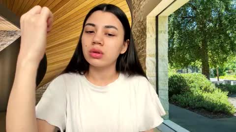 Snapshot of lanalandd chatting on September 2025 09:43:02 AM Lana online show from September 2025 09:43:02 AM