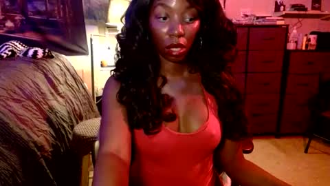 lanaluxxe4 online show from November 2025 12:11:02 AM