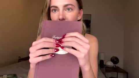 Snapshot of lanamaex chatting on January 2026 10:23:01 PM Lana online show from January 2026 10:23:01 PM