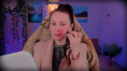 Lana Radiance online show from May 2026 11:07:01 AM