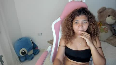 Lana  online show from March 2025 05:22:02 AM