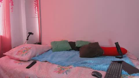 Snapshot of lanastone86 chatting on November 2025 01:10:01 PM lanastone86 online show from November 2025 01:10:01 PM