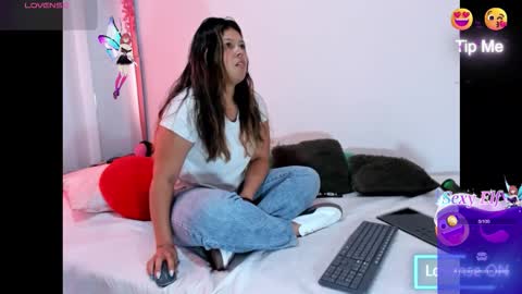 Snapshot of lanastone86 chatting on December 2025 12:20:01 PM lanastone86 online show from December 2025 12:20:01 PM