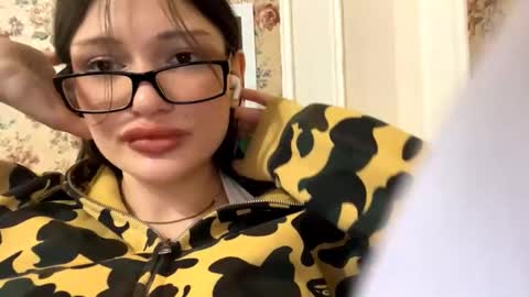 Snapshot of lanbreen chatting on December 2025 04:13:02 PM Petasssse online show from December 2025 04:13:02 PM