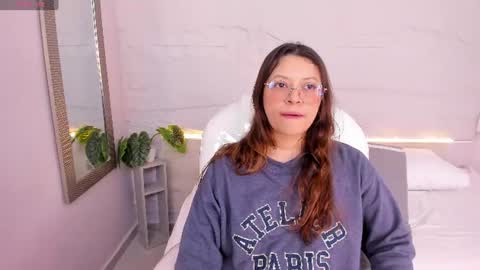 Snapshot of lanna_18_ chatting on June 2026 11:46:02 AM Lanna online show from June 2026 11:46:02 AM