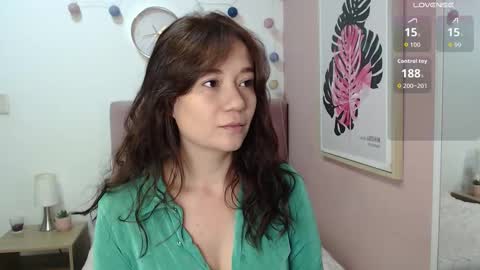 Snapshot of lanna_mills chatting on December 2025 01:16:02 PM Lanna online show from December 2025 01:16:02 PM