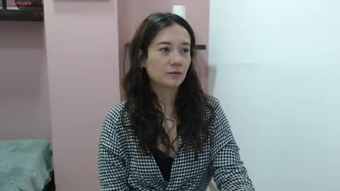 Snapshot of lanna_mills chatting on May 2026 01:08:02 PM Lanna online show from May 2026 01:08:02 PM