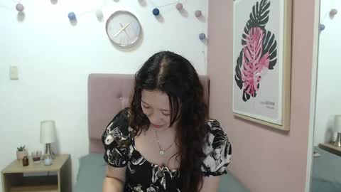 Snapshot of lanna_mills chatting on May 2026 01:09:02 PM Lanna online show from May 2026 01:09:02 PM