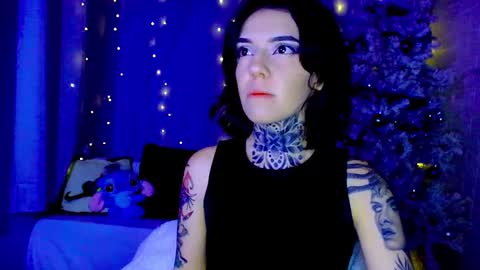 LANNIE   online show from December 2025 03:11:02 AM