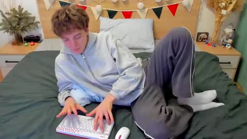 Snapshot of lanny_fandi chatting on February 2025 05:31:02 AM Fandi online show from February 2025 05:31:02 AM