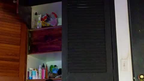 la paisita  online show from February 2025 06:08:02 AM