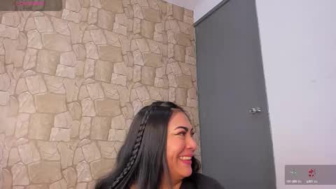 Snapshot of lapeligrosa_ chatting on March 2025 12:22:01 PM lapeligrosa_ online show from March 2025 12:22:01 PM