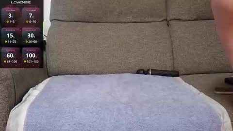 Snapshot of lapetitefrenchie83 chatting on November 2025 09:52:02 AM lapetitefrenchie83 online show from November 2025 09:52:02 AM