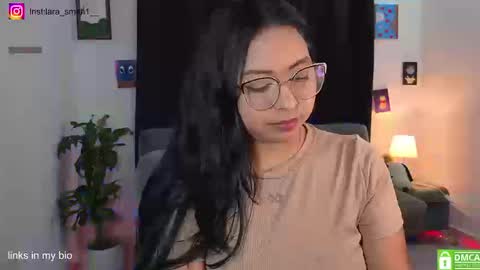 Lara  online show from March 2026 11:32:01 PM