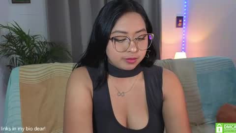 Lara  online show from April 2026 12:16:02 AM