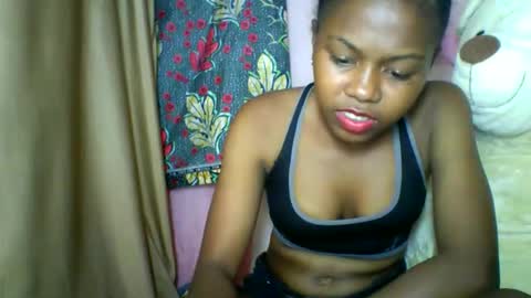 lara_belle online show from May 2026 10:03:01 PM