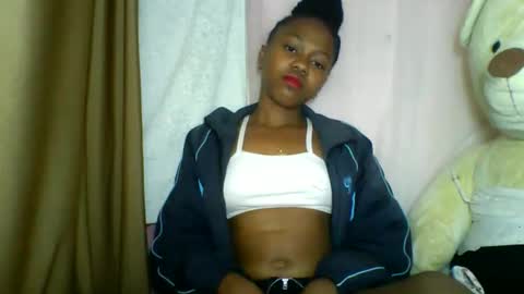 lara_belle online show from May 2026 02:18:02 AM