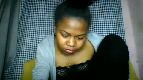 Snapshot of lara_belle chatting on July 2026 10:56:02 PM lara_belle online show from July 2026 10:56:02 PM
