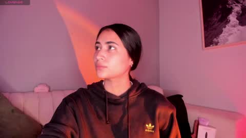 Snapshot of lara_madisson chatting on May 2026 05:35:02 AM Lara Madisson online show from May 2026 05:35:02 AM