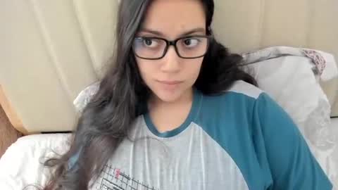 lara online show from March 2026 03:31:01 PM