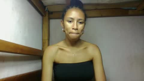 Snapshot of larah98 chatting on February 2026 06:17:02 PM larah98 online show from February 2026 06:17:02 PM