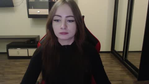 Snapshot of laralianna chatting on January 2025 10:34:02 PM Laralianna online show from January 2025 10:34:02 PM