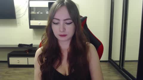 Snapshot of laralianna chatting on February 2025 06:48:01 PM Laralianna online show from February 2025 06:48:01 PM